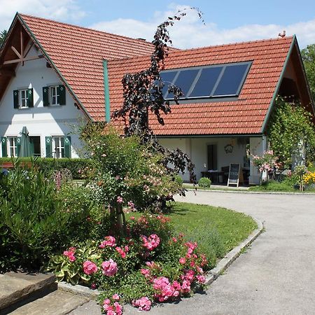 Buschenschank Orsl Wildbach ภายนอก รูปภาพ